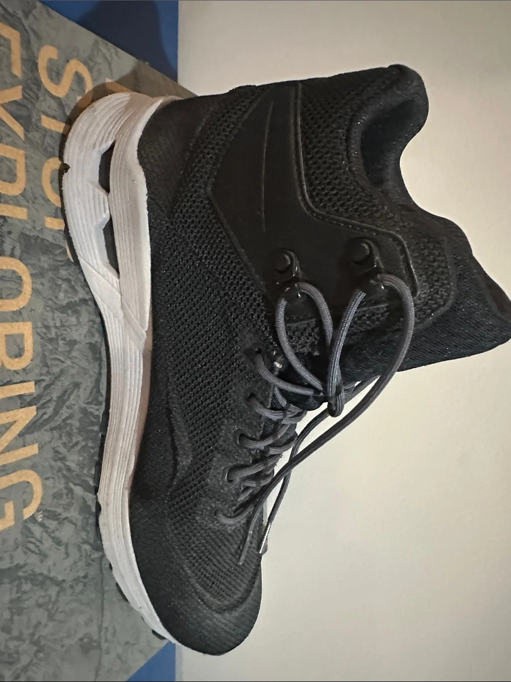 The North Face Men's Safien Mid GTX Black and Gray Trail Boots